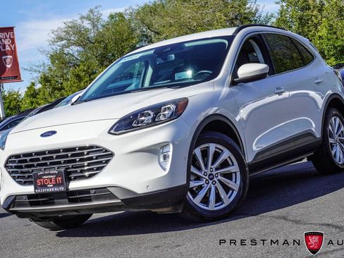 Used 2022 Ford Escape Titanium w/ Titanium Elite Package AWD/4WD image 18