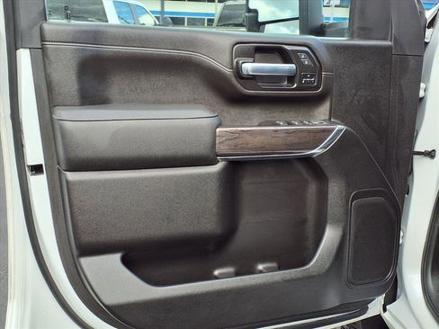 Used 2023 Chevrolet Silverado 2500 LTZ w/ LTZ Convenience Package image 13