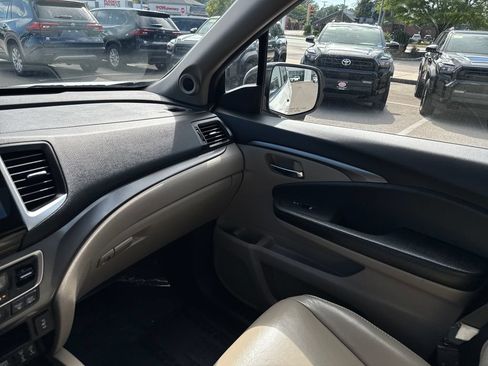 Used 2017 Honda Pilot EX-L image 27