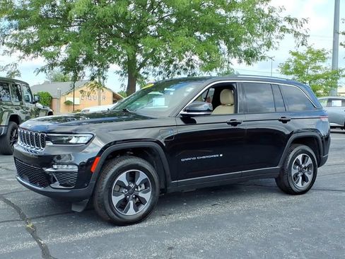 Used 2022 Jeep Grand Cherokee Limited 4xe w/ Luxury Tech Group II AWD/4WD image 1