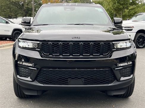 New 2025 Jeep Grand Cherokee Limited w/ Black Appearance Package image 15