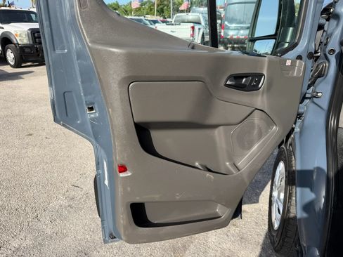 Used 2020 Ford Transit 250 148 High Roof Extended RWD image 12