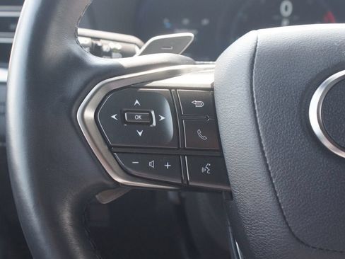 Used 2024 Lexus GX 550 AWD/4WD image 12