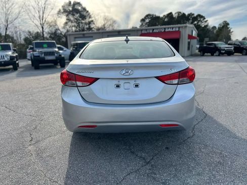 Used 2012 Hyundai Elantra GLS w/ Preferred Pkg 3 image 8