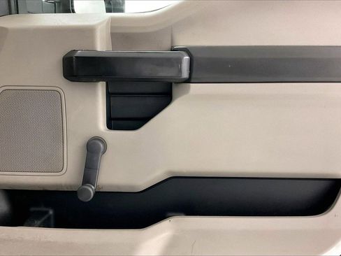 Used 2019 Ford F350 XL image 22