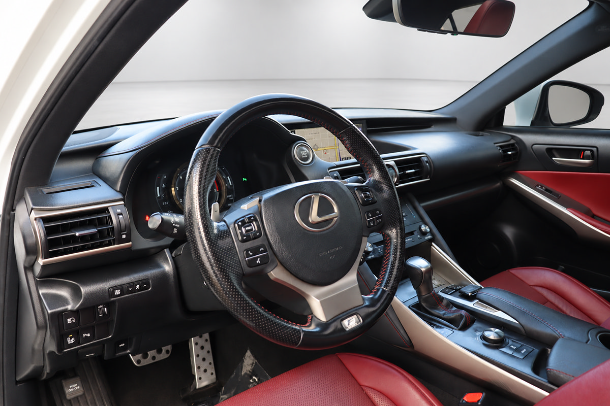 Used 2018 Lexus IS 300 F Sport RWD image 26