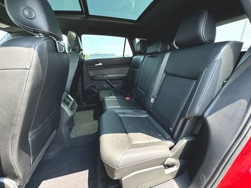 Used 2021 Volkswagen Atlas Cross Sport SE w/ Panoramic Sunroof Package AWD/4WD image 25