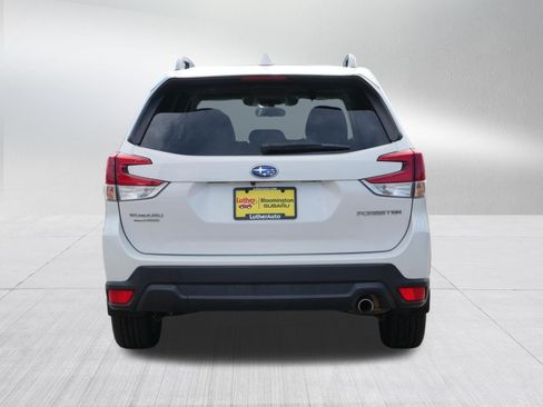 Used 2021 Subaru Forester Limited AWD/4WD image 6