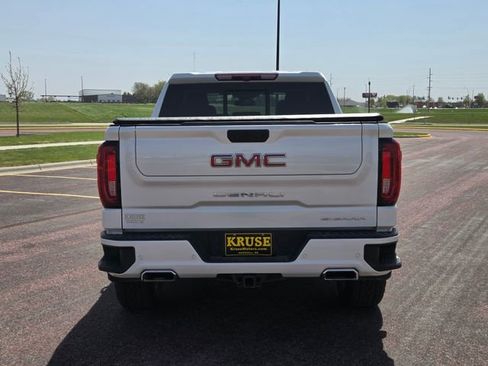 Used 2022 GMC Sierra 1500 Denali AWD/4WD image 4