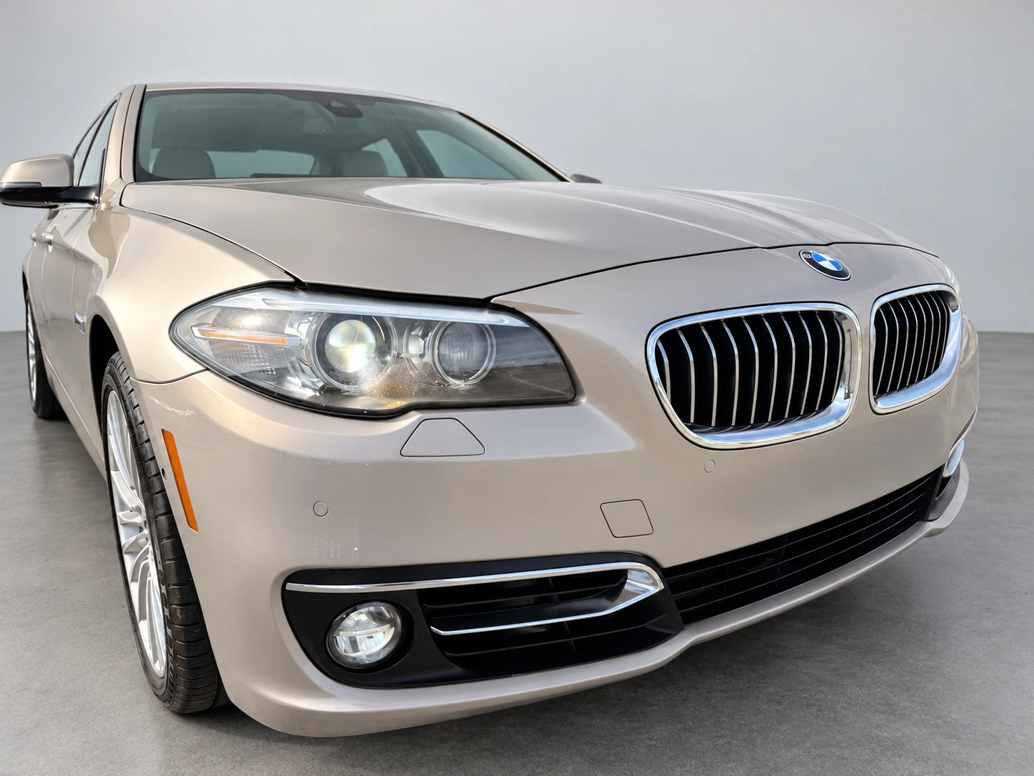 Used 2016 BMW 535i Sedan RWD image 4
