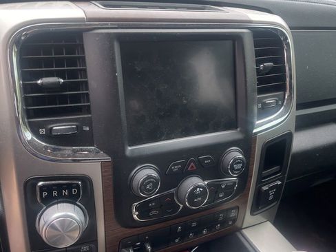 Used 2017 RAM 1500 Laramie w/ Convenience Group AWD/4WD image 14