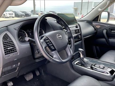 Used 2023 Nissan Armada SV image 16