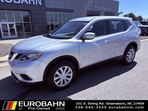 Used 2014 Nissan Rogue S image 25