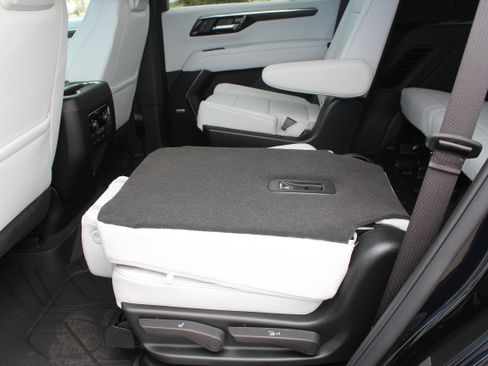 New 2026 Chevrolet Tahoe Premier image 50