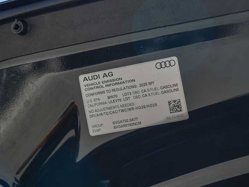 Used 2025 Audi Q7 2.0T Premium w/ Convenience Package AWD/4WD image 31