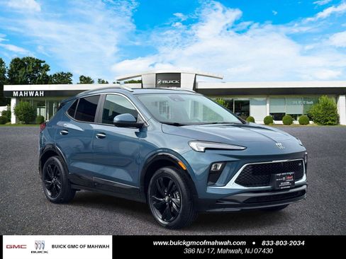 Certified 2024 Buick Encore GX Sport Touring w/ Advanced Technology Package AWD/4WD image 1