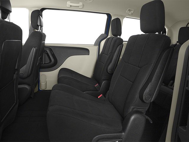 Used 2014 Dodge Grand Caravan SXT FWD image 17