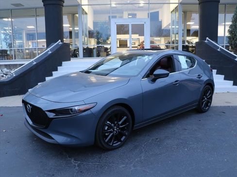 Certified 2025 MAZDA MAZDA3 2.5 S Hatchback w/ Premium Pkg image 1