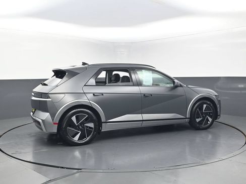 Used 2025 Hyundai Ioniq 5 Limited RWD image 9