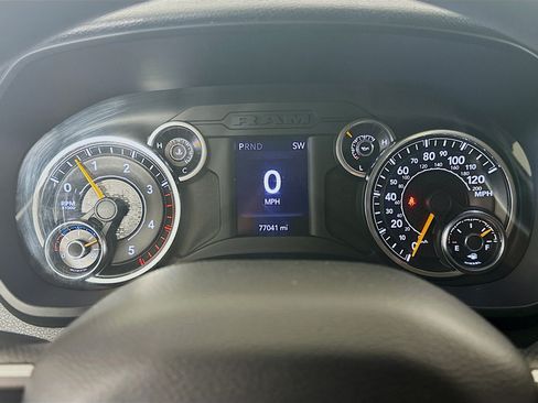 Used 2020 RAM 2500 Big Horn AWD/4WD image 18