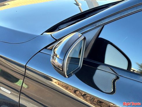 Used 2021 Mercedes-Benz C 300 Sedan image 9