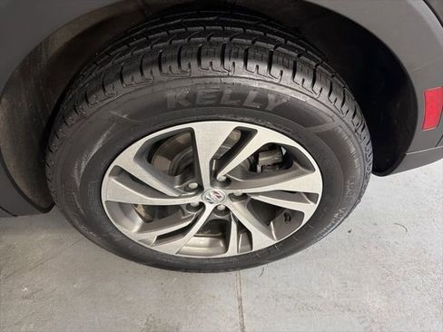 Certified 2023 Buick Envision Essence image 9