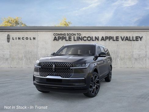 New 2026 Lincoln Navigator L Reserve AWD/4WD image 2