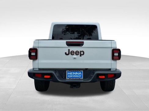 Used 2025 Jeep Gladiator Mojave w/ Convenience Group AWD/4WD image 7