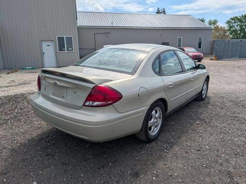 Used 2005 Ford Taurus SE FWD image 46
