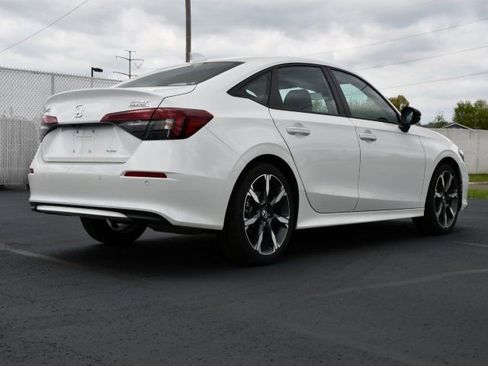 Used 2025 Honda Civic Sport Touring image 7