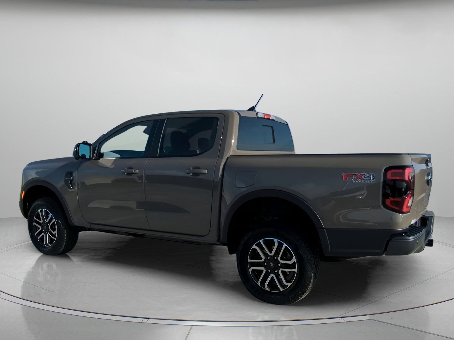 New 2026 Ford Ranger Lariat w/ FX4 Off-Road Package AWD/4WD image 19