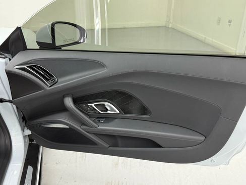 Used 2022 Audi R8 V10 performance image 13
