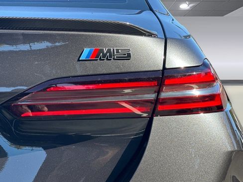 Used 2025 BMW M5 w/ Carbon Package image 11