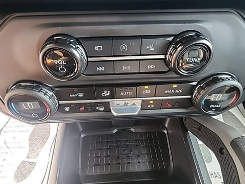 Certified 2024 Ford Bronco Outer Banks AWD/4WD image 21