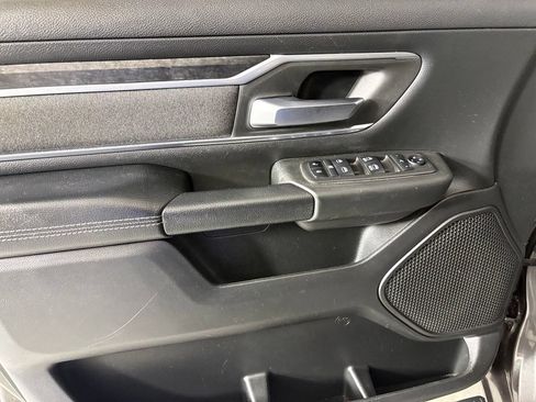 Used 2019 RAM 1500 Big Horn AWD/4WD image 17