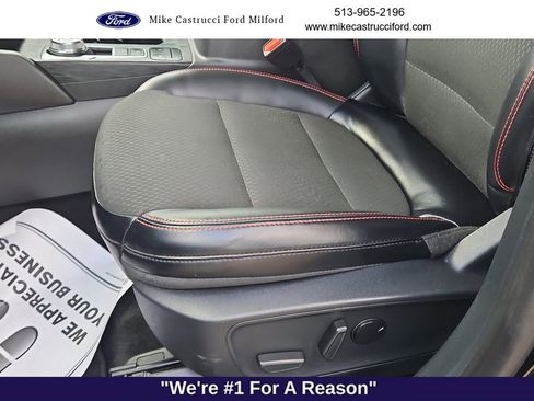 Used 2025 Ford Escape ST-Line AWD/4WD image 25