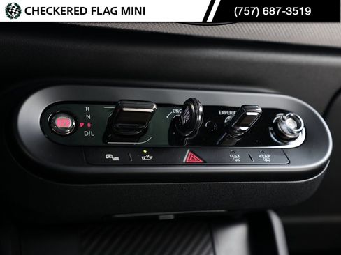 Used 2025 MINI Cooper S image 34