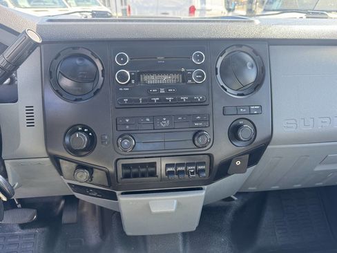 Used 2015 Ford F250 XL w/ Power Equipment Group image 13