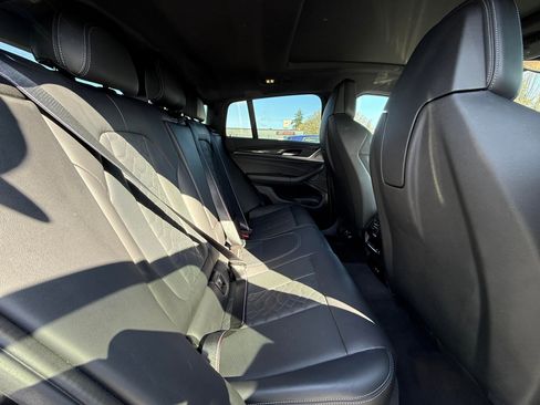 Used 2021 BMW X4 M w/ M Carbon Exterior Package image 10