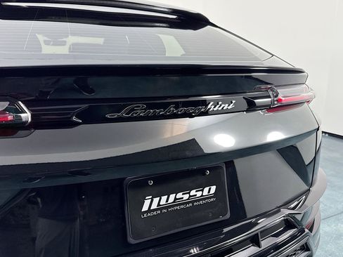 Used 2023 Lamborghini Urus S AWD/4WD image 47