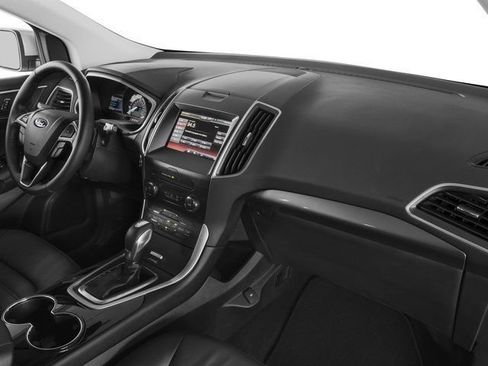 Used 2017 Ford Edge Titanium w/ Equipment Group 301A AWD/4WD image 19