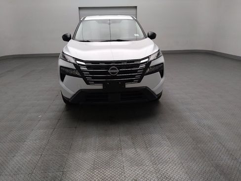 Used 2024 Nissan Rogue S FWD image 14