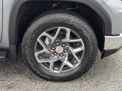 New 2026 GMC Sierra 1500 SLT w/ SLT Premium Plus Package image 11