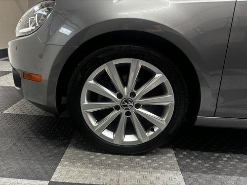 Used 2013 Volkswagen Golf TDI FWD image 14