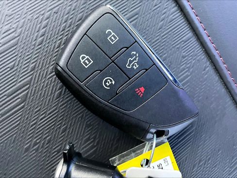 Used 2025 GMC Sierra 1500 AT4X image 14