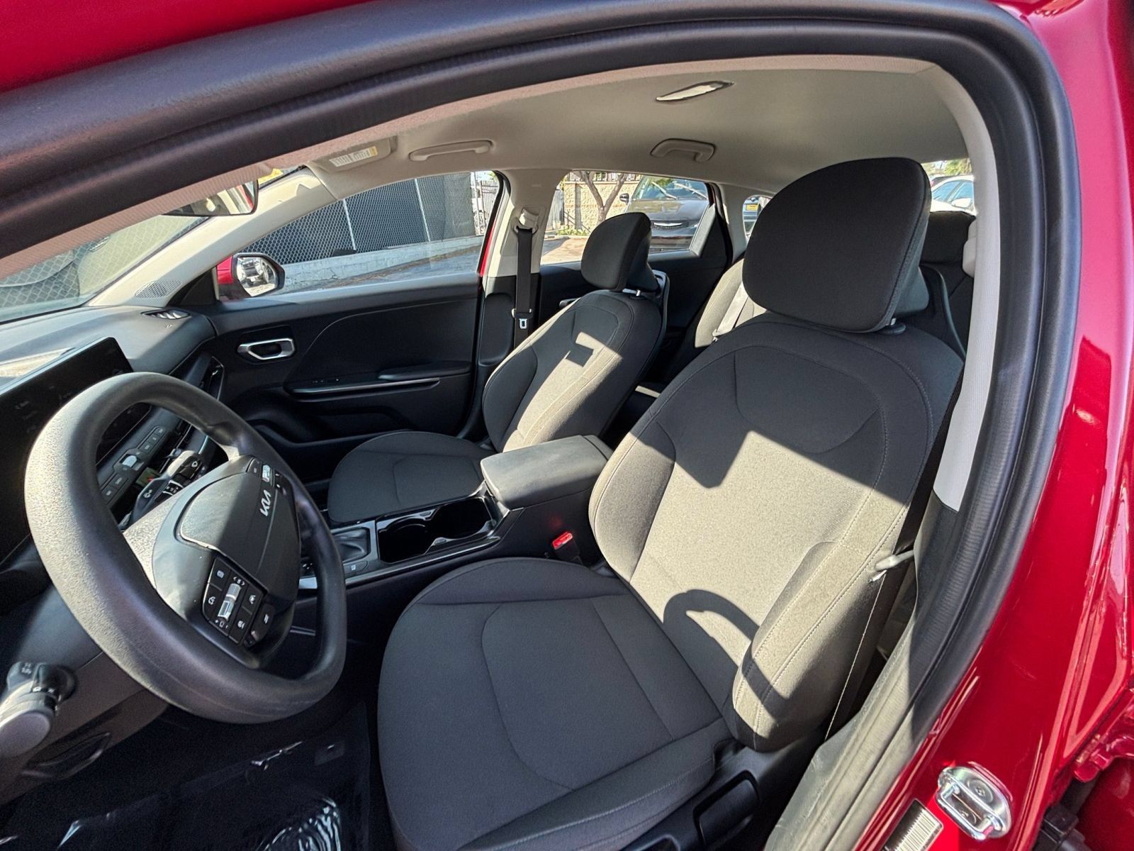 Used 2026 Kia K4 FWD image 27