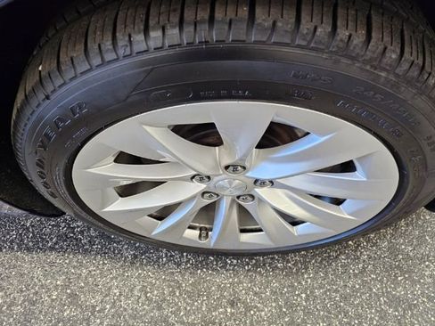 Used 2017 Tesla Model S 100D image 38