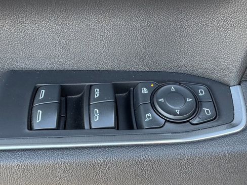 Used 2025 GMC Sierra 1500 SLT image 22