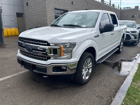 Used 2018 Ford F150 XLT w/ Equipment Group 302A Luxury image 3