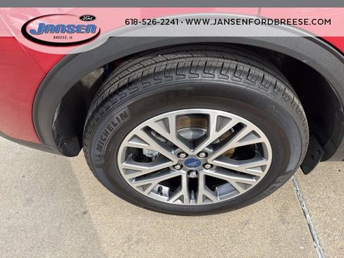 Used 2022 Ford Escape SEL image 7